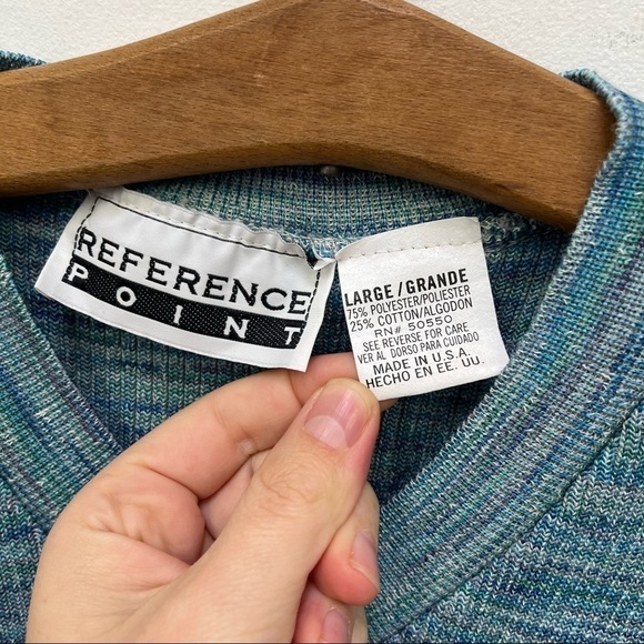 Vintage Reference Point Cropped Knit Top - Picture 6 of 7